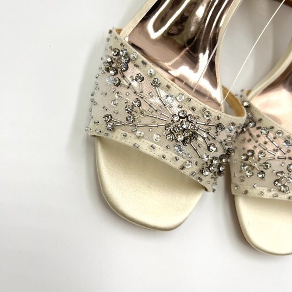 Badgley Mischka Size 8.5 Blaine Ivory Satin Jeweled Dress Sandals Heels Shoes - Picture 3 of 14